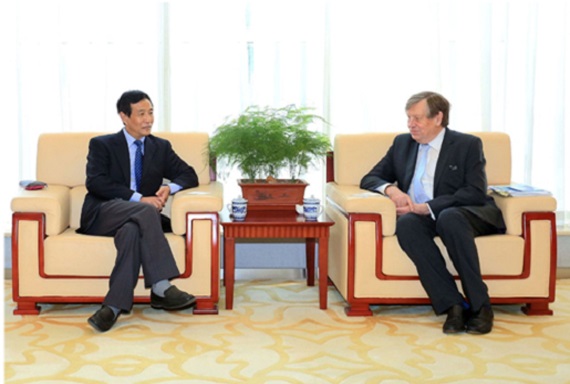http://202.205.210.107:8080/_mediafile/chinamba/2014/11/19/18kceaqqq1.jpg